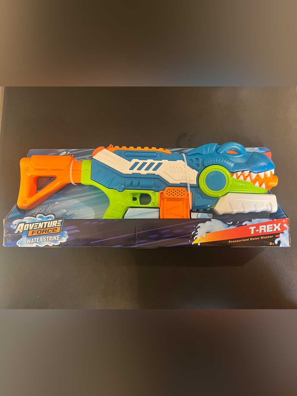 Adventure Force Water Strike Blaster, T-Rex Pressurized Water Blaster. 30 Ft NEW